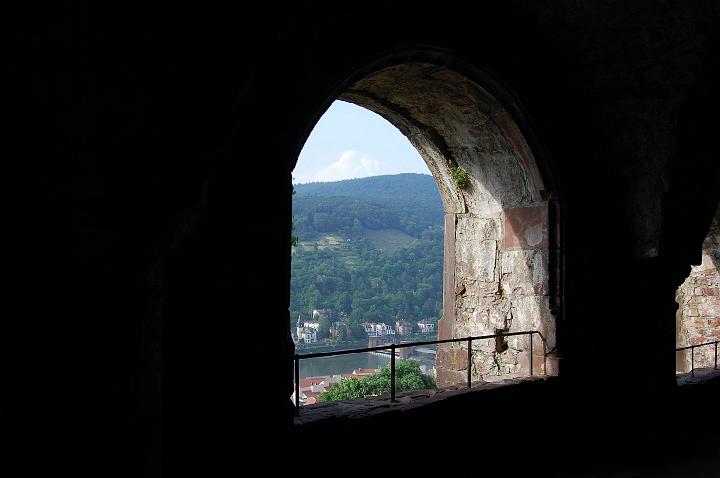 Doorkijk Schloss op Neckar.jpg